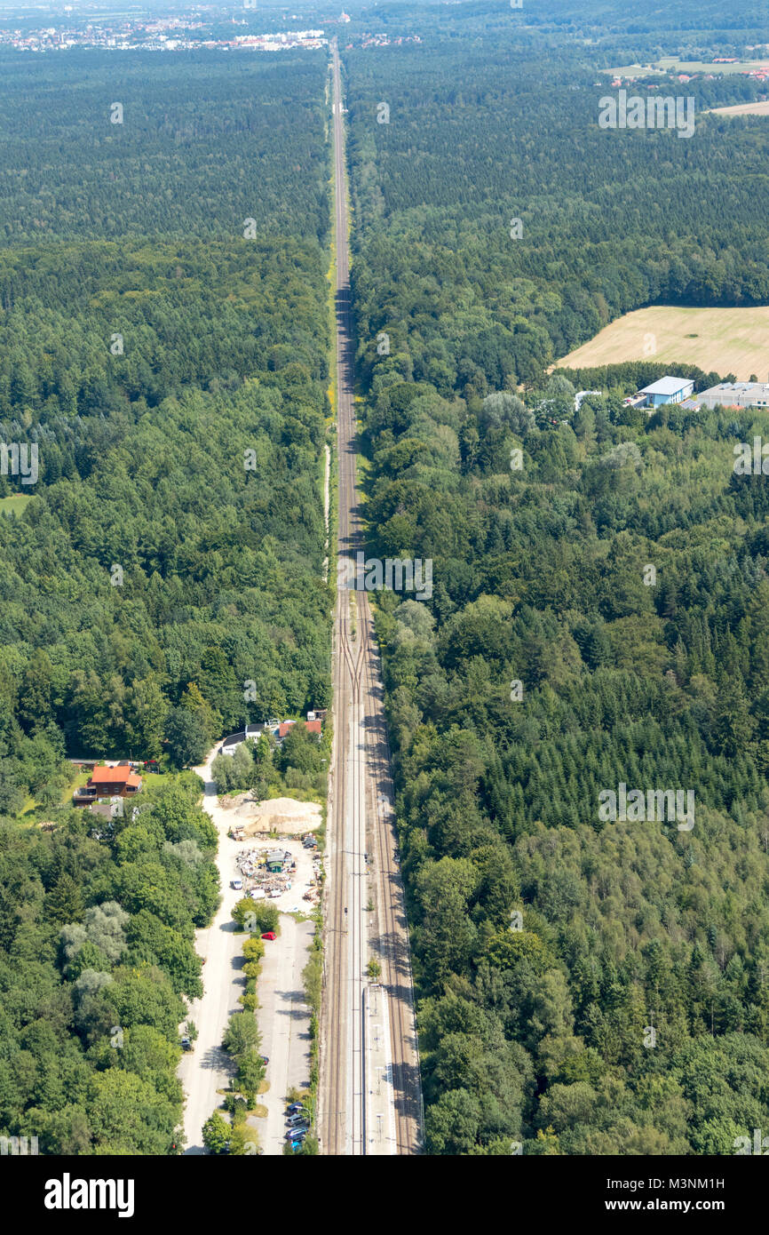 Luftaufnahme von Rail Station Bahnhof Grafrath, Bayern, Deutschland Stockfoto