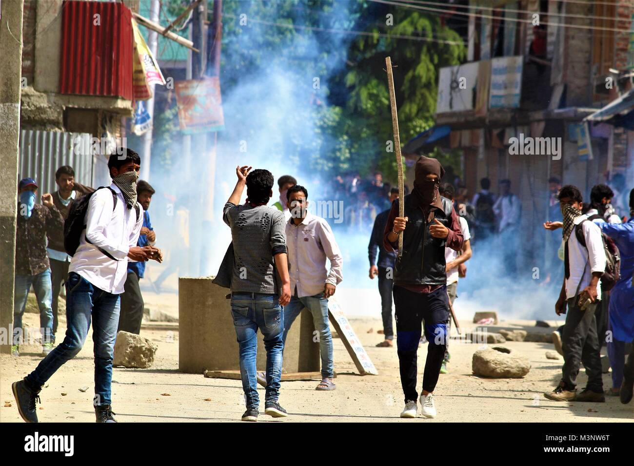 Kaschmir Studenten Protest von Stein bewerfen, Kaschmir, Indien, Asien Stockfoto
