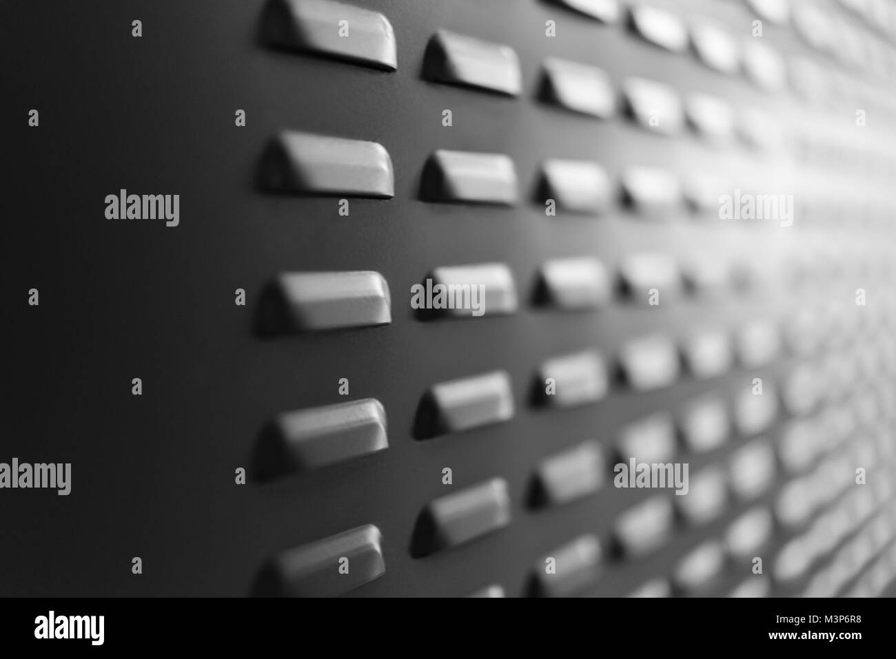 Nahaufnahme Perspektive der square Panel und schwarzen Hintergrund Stockfoto