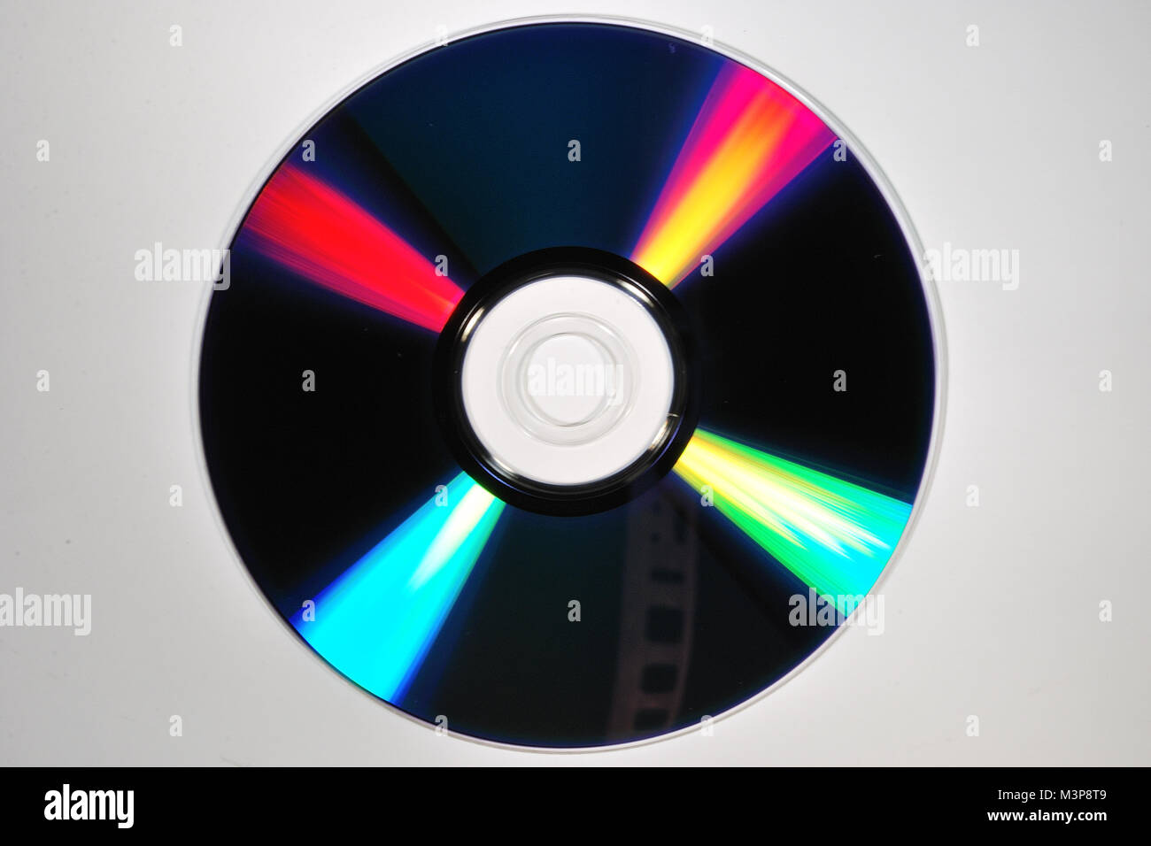 Dvd, in denen das reflektierte Licht, regenbogenfarbenen Spektrums Stockfoto