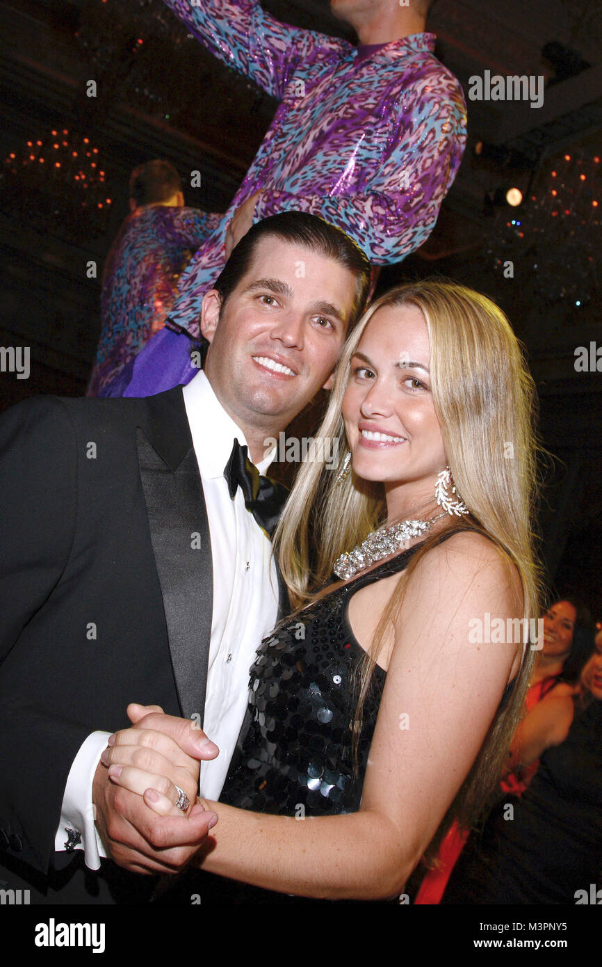 PALM Beach, FL - 2009: Donald Trump Jr und Frau im Mar-A-Lago Verein im Jahr 2009 in Palm Beach, Florida. Personen: Donald Trump und Vanessa Getriebe Ref: MNC 79 MPI 122/MediaPunch Stockfoto