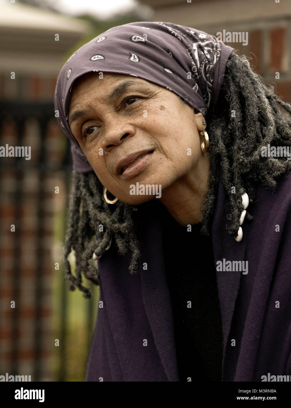 Sonia Sanchez, bei einem Empfang bei der Alabama 2004 Autoren Symposium, wo Sie die Harper Lee Award ausgezeichnet wurde. Stockfoto