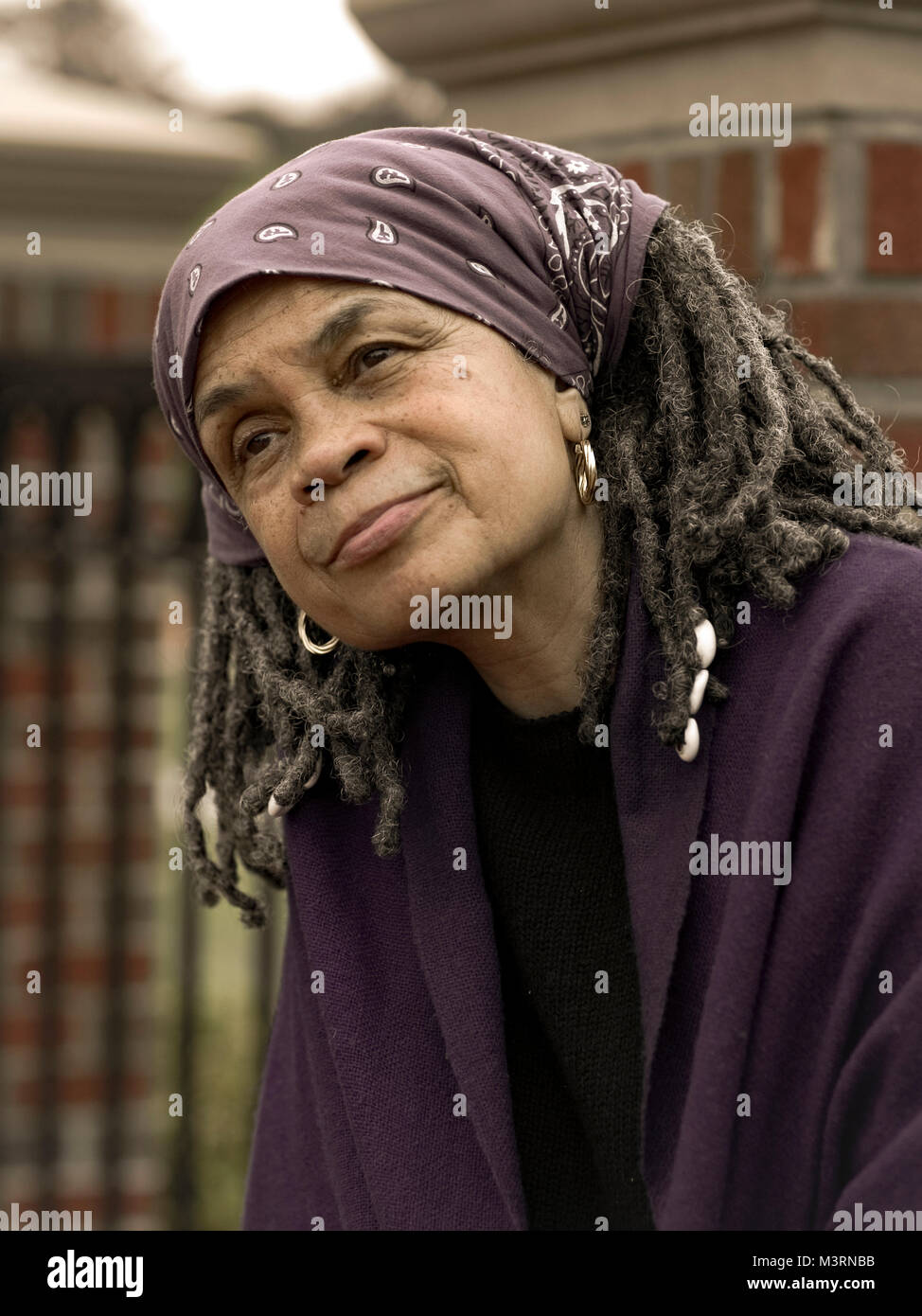 Sonia Sanchez, bei einem Empfang bei der Alabama 2004 Autoren Symposium, wo Sie die Harper Lee Award ausgezeichnet wurde. Stockfoto