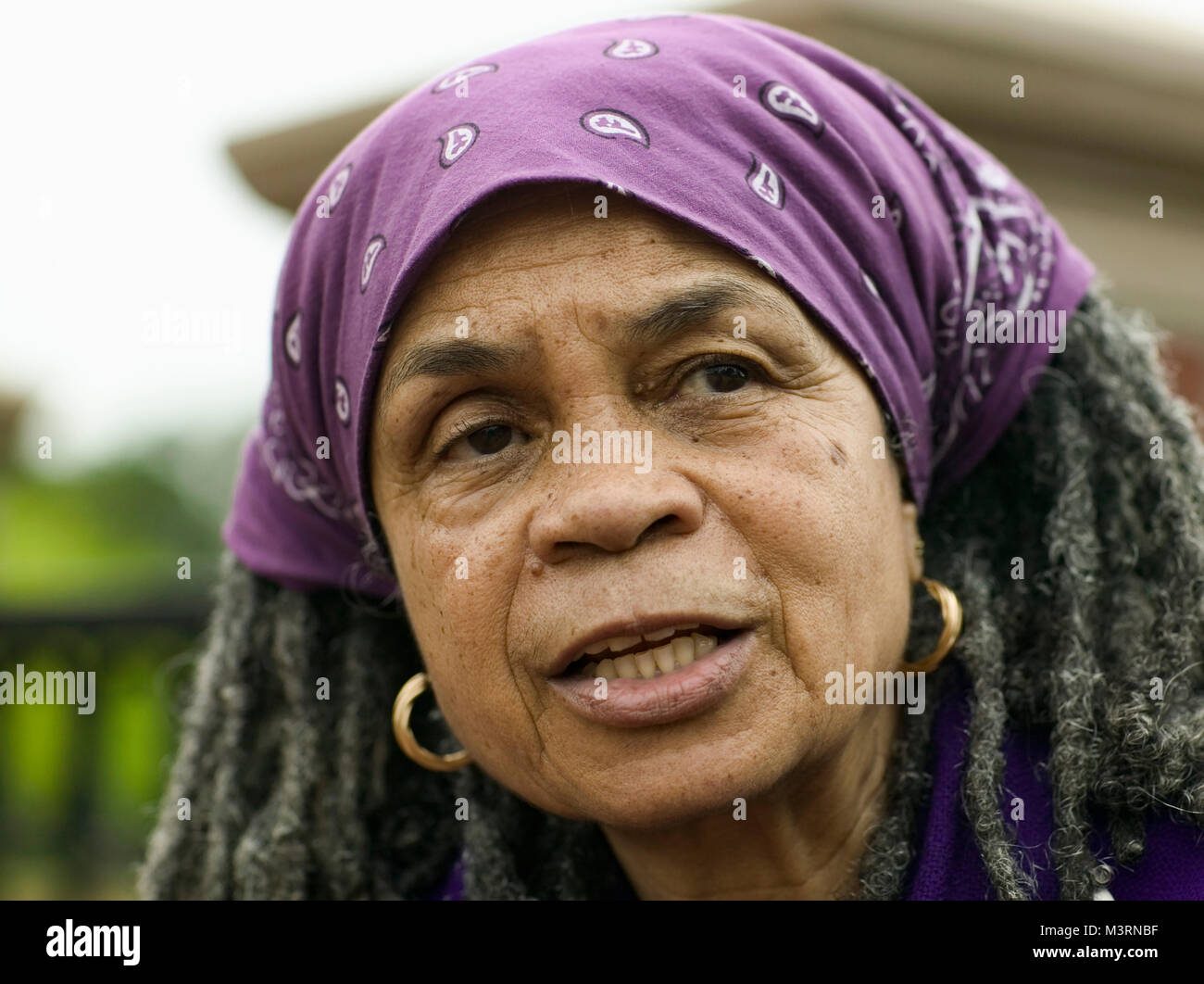 Sonia Sanchez, bei einem Empfang bei der Alabama 2004 Autoren Symposium, wo Sie die Harper Lee Award ausgezeichnet wurde. Stockfoto