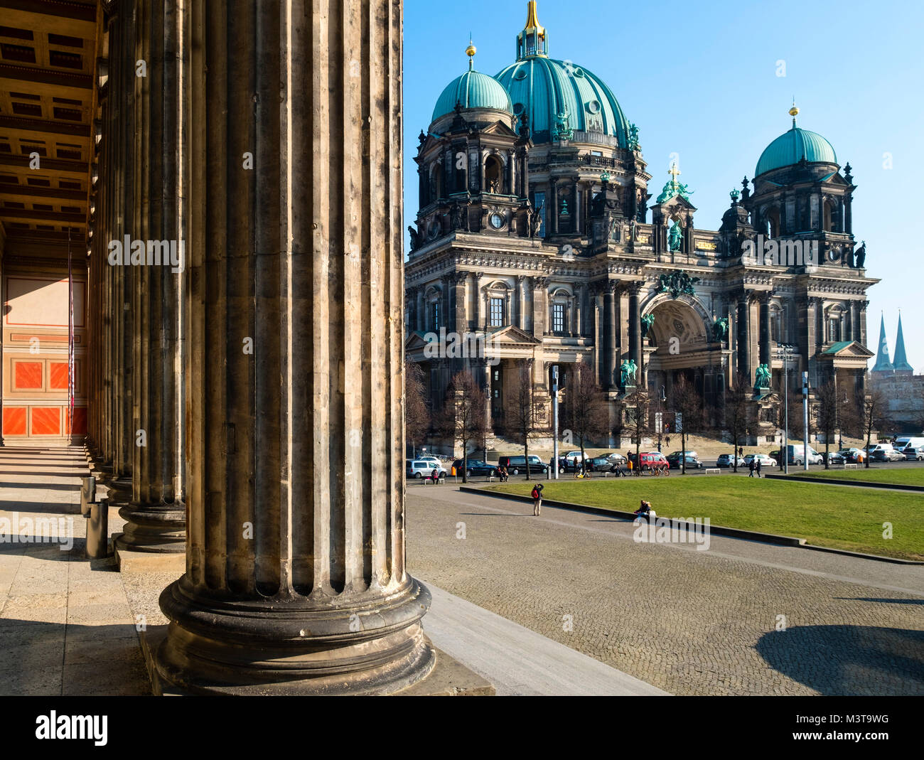 Blick auf den Berliner Dom, Berliner Dom, am Lustgarten auf der Museumsinsel (Museumsinsel) in Mitte, Berlin, Deutschland Stockfoto