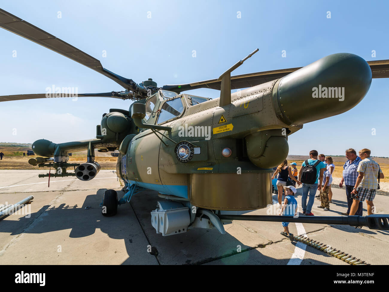KADAMOVSKIY TRAINING GROUND, ROSTOV REGION, Russland, 26. AUGUST 2017: Internationale militärische technische Forum" Armee-2017". Kampfhubschrauber Mi-28 N" "Ni Stockfoto