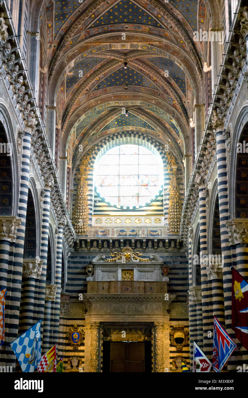 Der Dom von Siena von Santa Maria Innenraum, Siena, Italien, 2017. Stockfoto