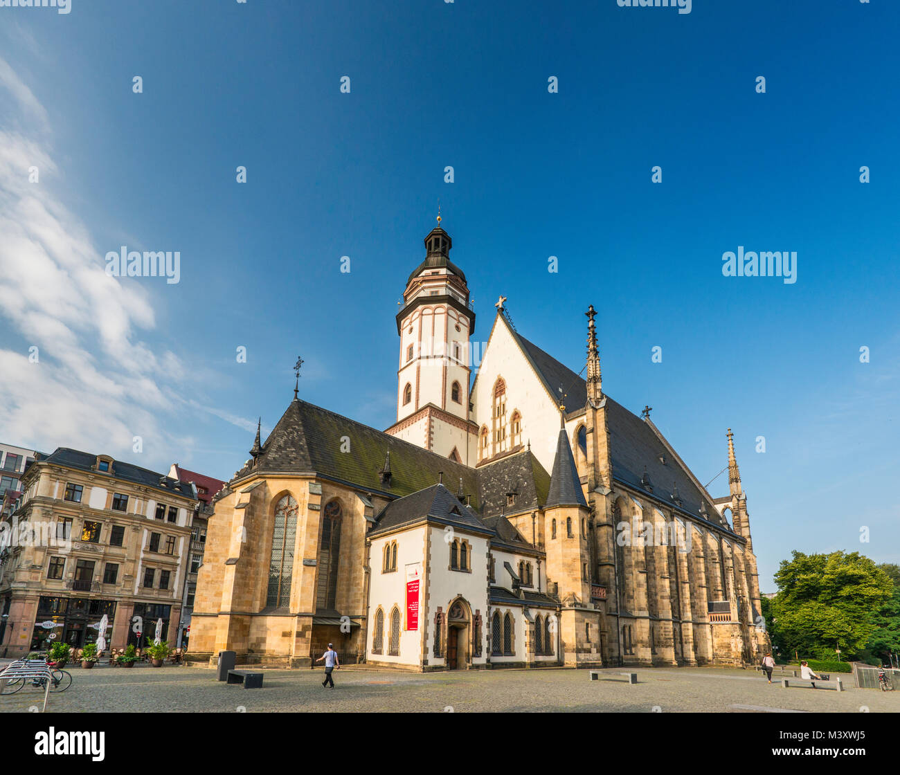 Thomaskirche (St. Thomas Kirche) am Thomaskirchhof in Leipzig, Sachsen, Deutschland Stockfoto