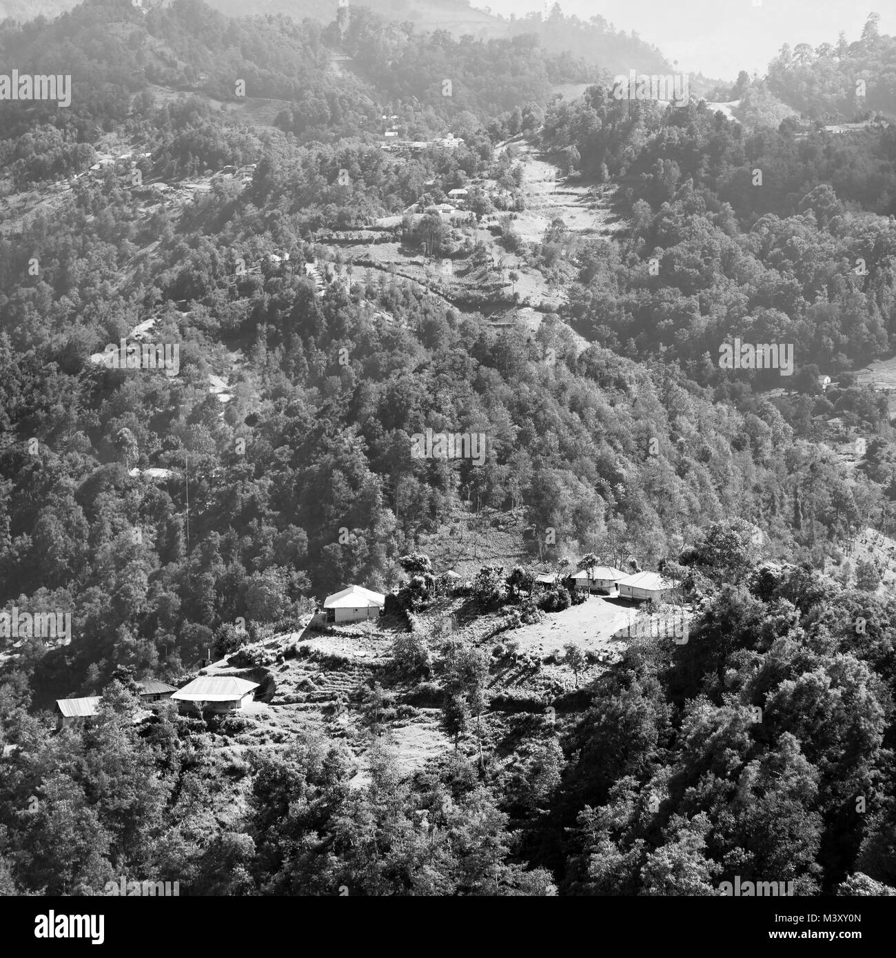 Landschaft von ländlichen Dorf im Hochland von Guatemala in Schwarz und Weiß Stockfoto