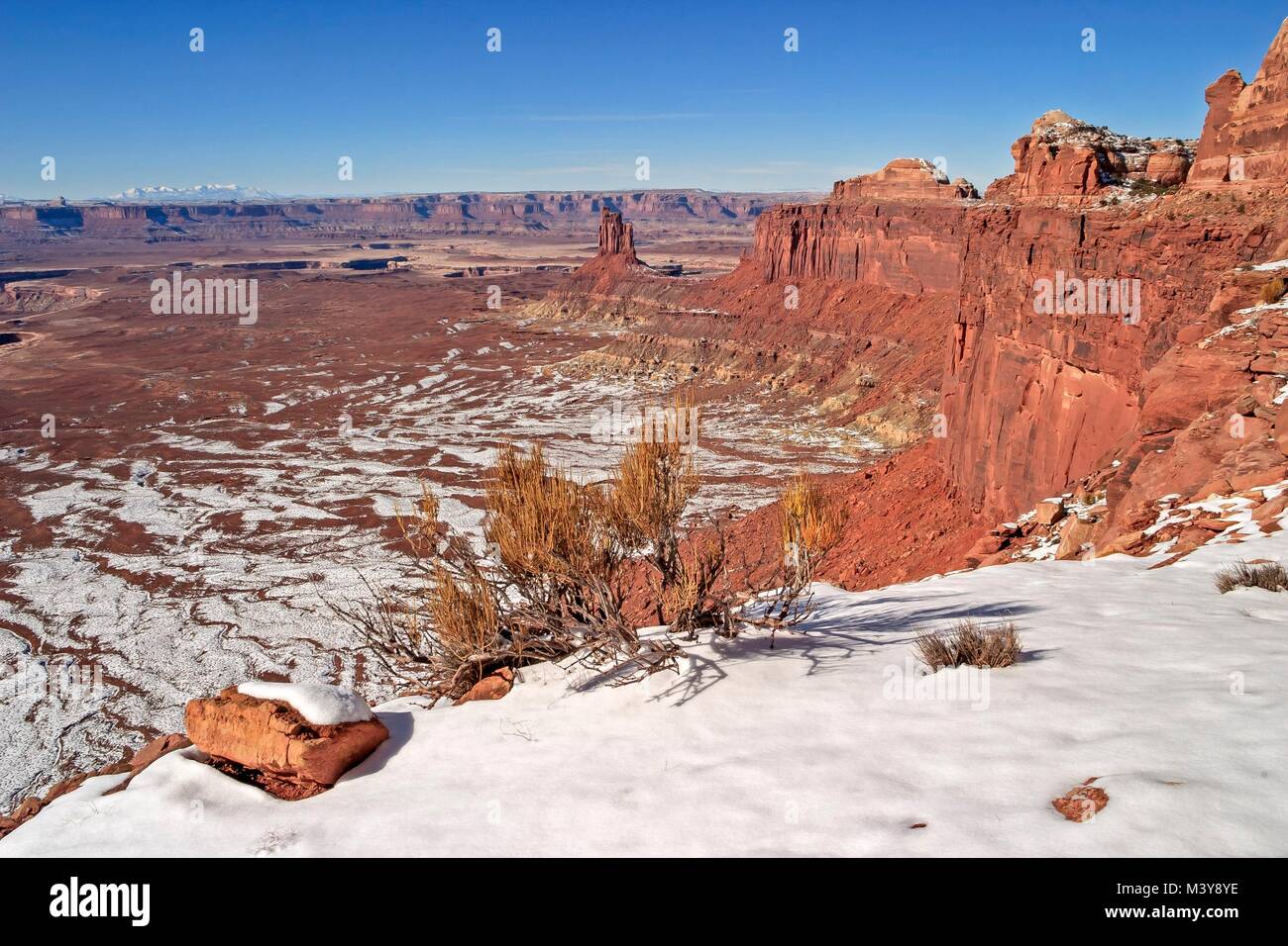 Vereinigte Staaten, Utah, Colorado Plateau, Canyonlands National Park, Insel im Himmel Bezirk, Green River bieten im Winter Stockfoto