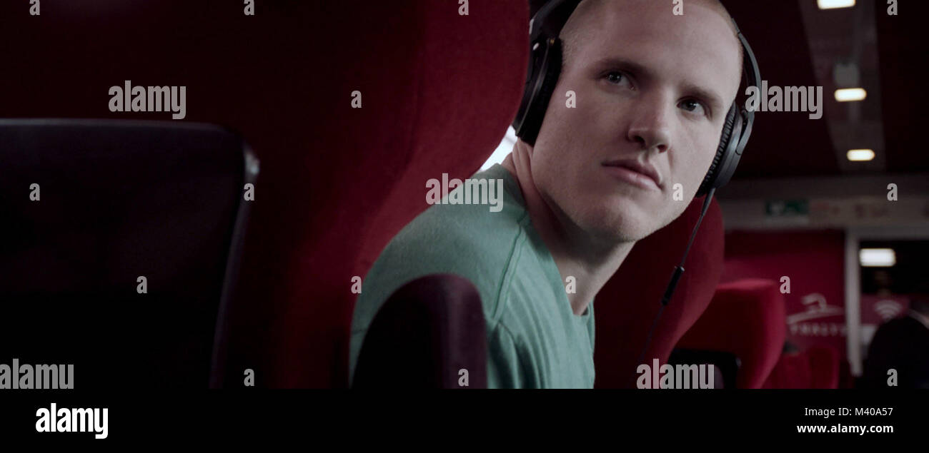 15:17 Paris ist ein 2018 amerikanischen biographischen Drama Film produziert und von Clint Eastwood und geleitet von Dorothy Blyskal geschrieben, auf die Autobiografie Der 15: 17 nach Paris: Die wahre Geschichte eines Terroristen, ein Zug, und drei amerikanische Soldaten von Jeffrey e. Stern, Spencer Stein, Anthony Sadler und Alek Skarlatos. Dieses Foto ist nur für den redaktionellen Gebrauch bestimmt und unterliegen dem Copyright der Film Company und/oder der Fotograf durch den Film oder die Produktion Firma zugewiesen und kann nur reproduziert durch Veröffentlichungen im Zusammenhang mit der Förderung der oben genannten Film. Eine obligatorische Gutschrift zum Film c Stockfoto