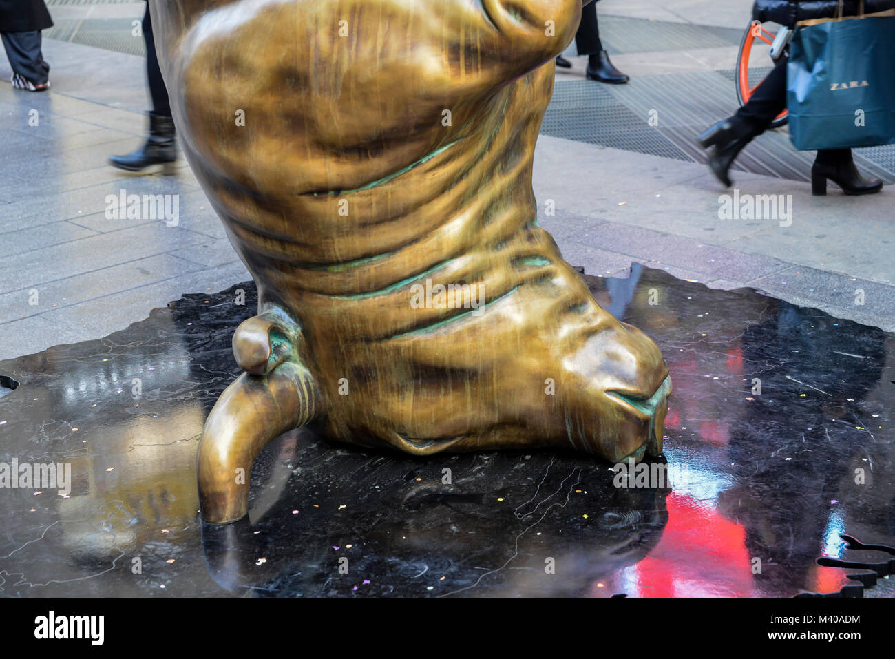 Bronze Skulptur von Christian Balzano berechtigt Widerstandsfähigkeit Stockfoto