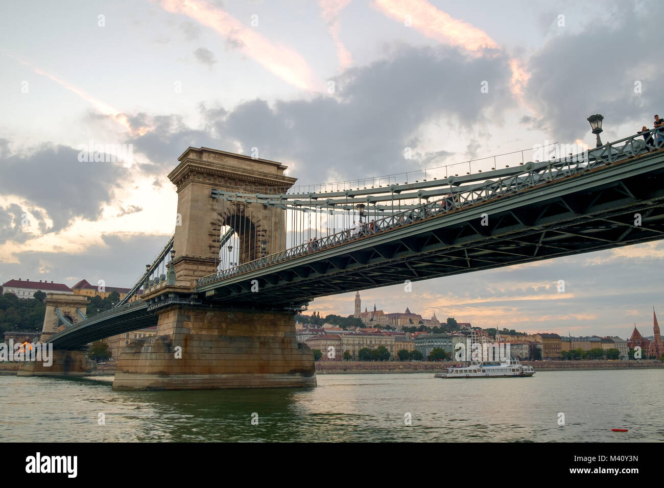 Kettenbrücke über die Donau in die Stadt Budapest. Ungarn. Stockfoto