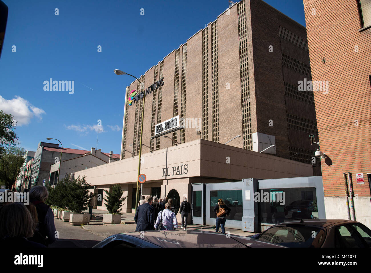 Äußere von Spaniens größte Zeitung El Pais Büro in Madrid Stockfoto