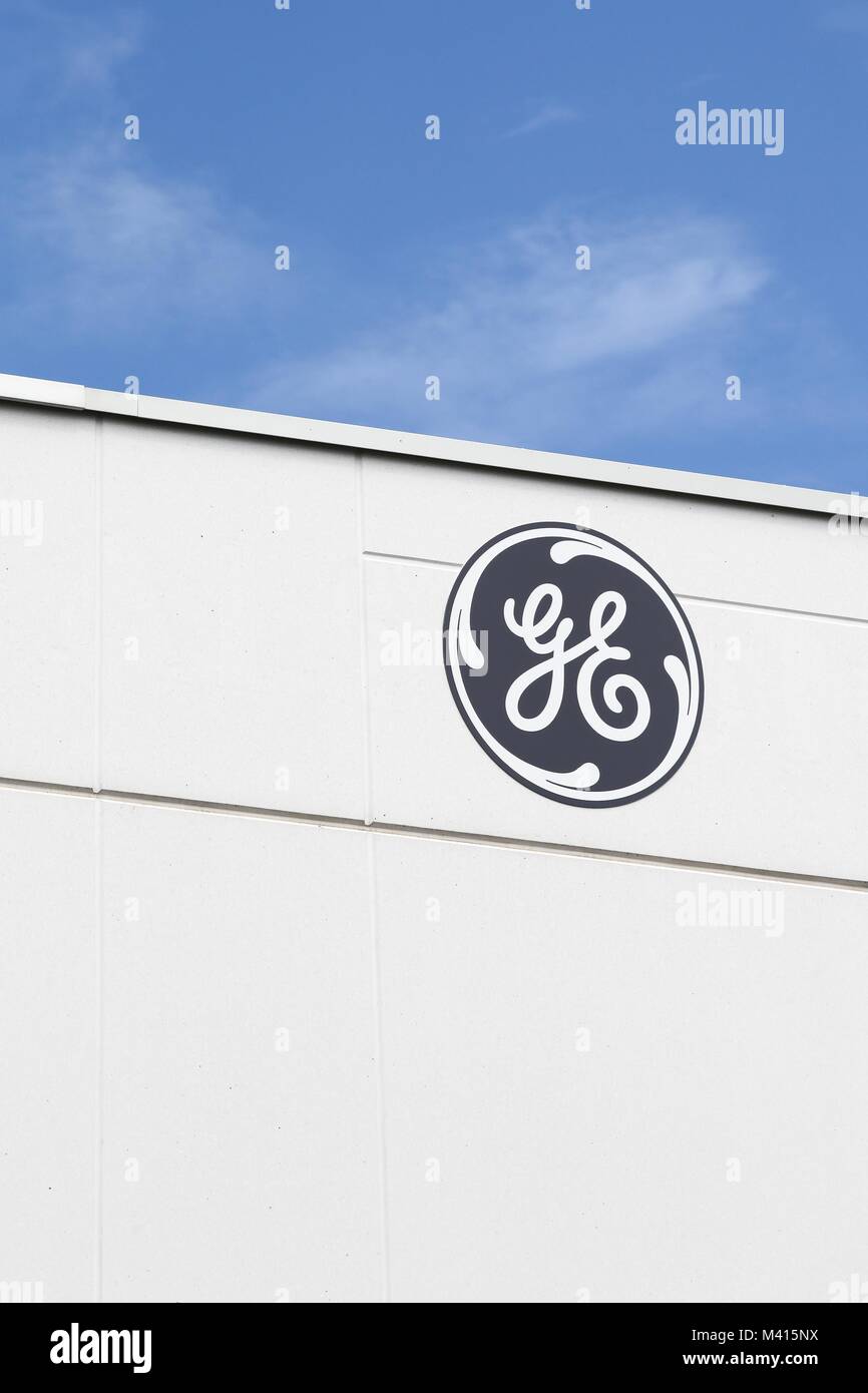 Lyon, Frankreich - 29. Juli 2017: General Electric Logo auf eine Wand. General Electric ist eine US-amerikanische multinationale Konglomerat Corporation Stockfoto