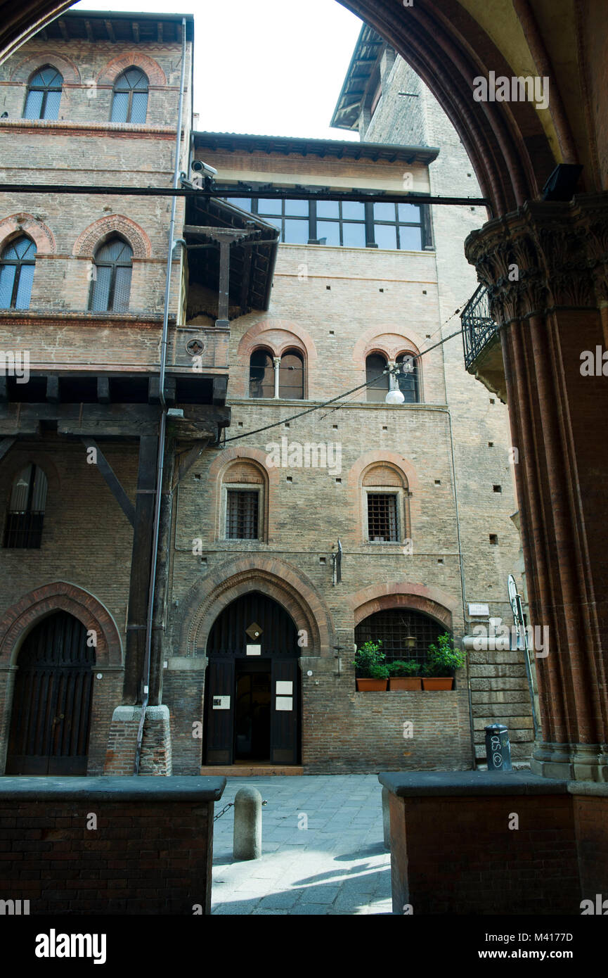 Italien, Emilia Romagna, Bologna, Palazzo della Mercanzia. Home der Handelskammer Industrie und Handwerk Stockfoto