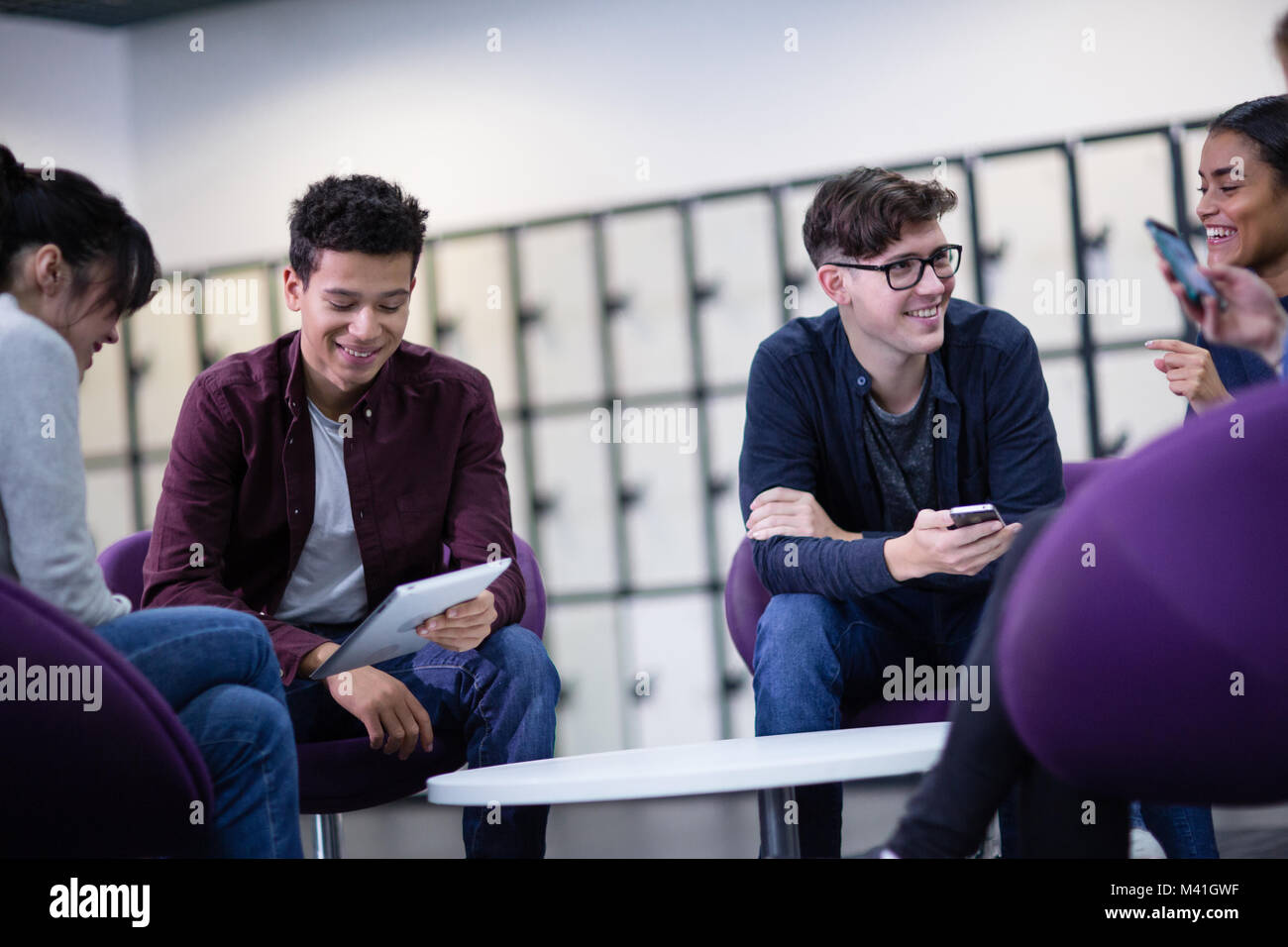 Gruppe von Studenten an der Hochschule Stockfoto