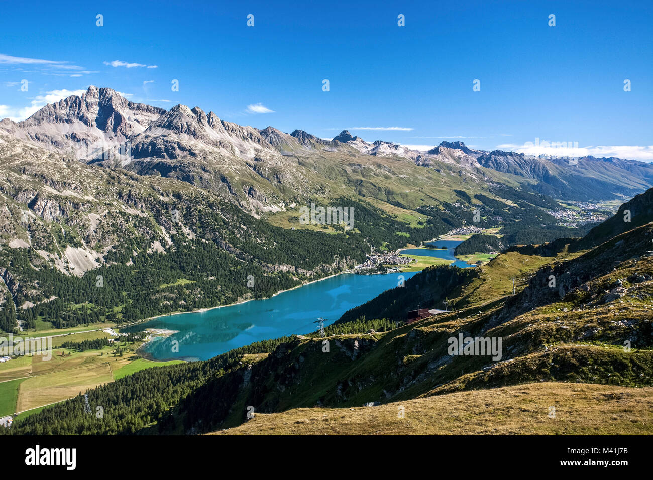 Eine Ansicht von Silvaplana See und hohe Engiadin. Schweizer Alpen Stockfoto