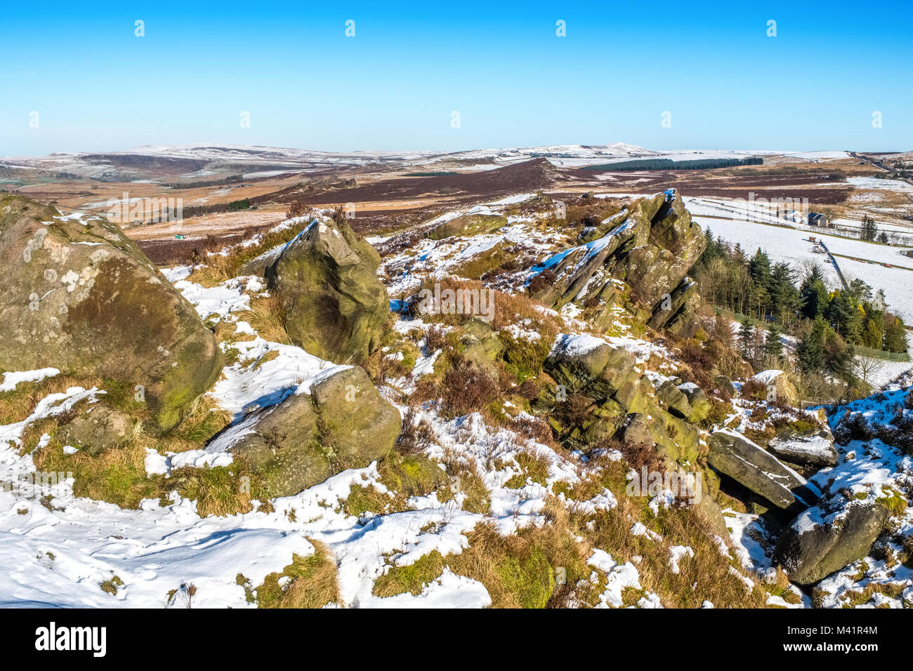 Ramshaw Felsen im Winter, Staffordshire Moorlands, Peak District National Park Stockfoto