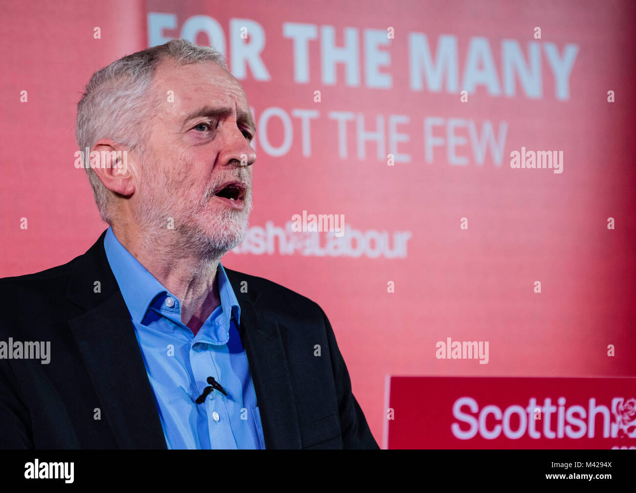 Der Führer der Jeremy Corbyn gibt Rede bei der Shottstown Bergleute Tierschutz Halle, Penicuik Mid Lothian, Midlothian am Anfang einer Tour durch Schottland Stockfoto