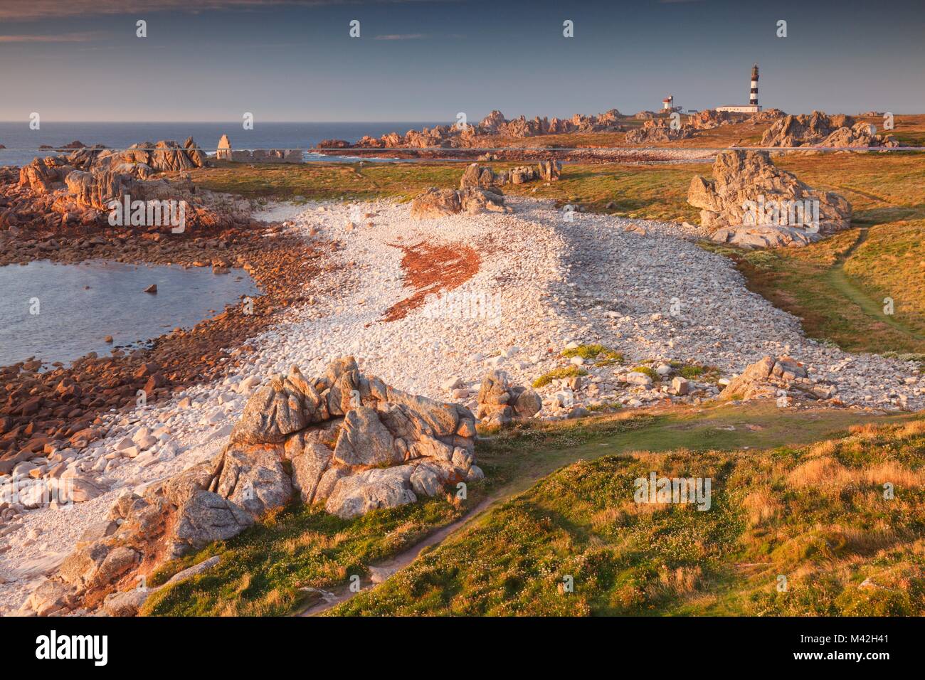 Insel Ouessant, Bretagne, Frankreich. Die Pointe de Pern ist die wildeste und spektakulärsten der Insel Ouessant. Die Felsen, vom starken Wind geformt Stockfoto