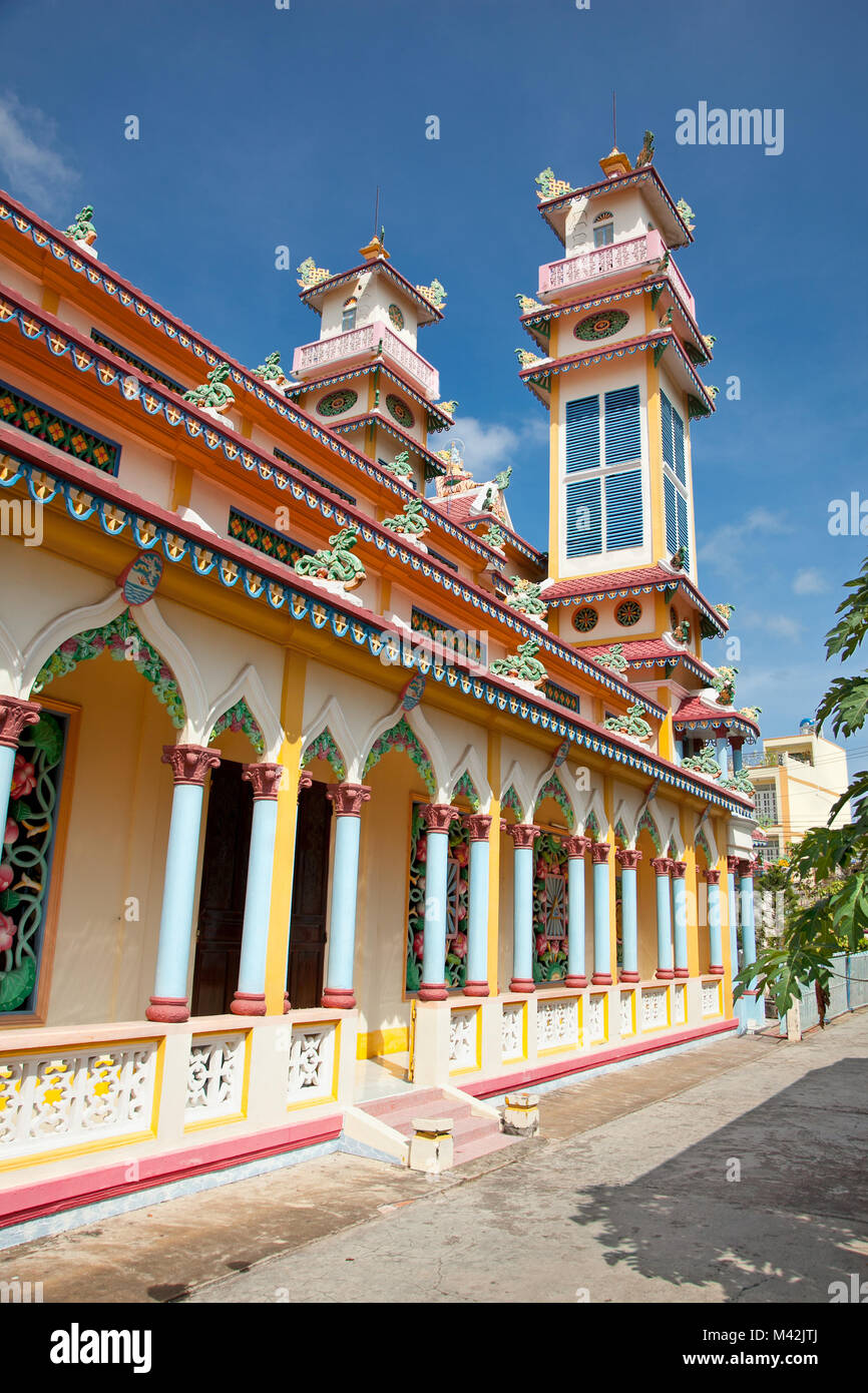 Cao Dai Tempel in My Tho kleines Dorf in der Nähe von Saigon Stadt, lange eine Provinz, Vietnam. Stockfoto