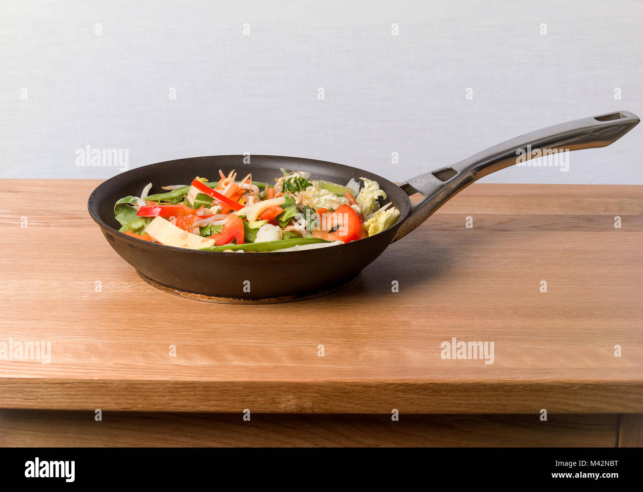 Tischplatte Aus Eichenholz Stockfotos und -bilder Kaufen - Alamy