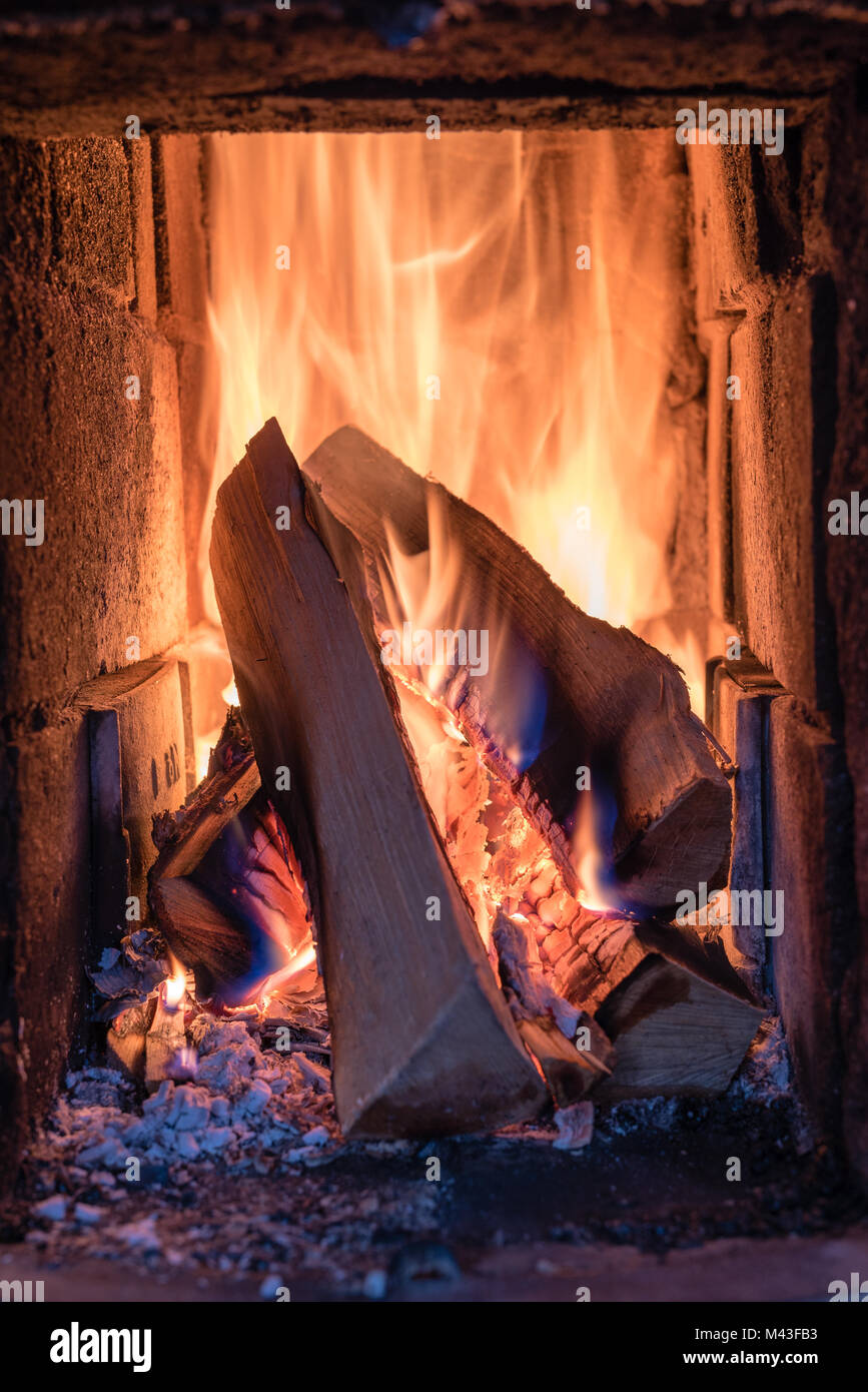 Gefliester Kamin Stockfotos und -bilder Kaufen - Alamy