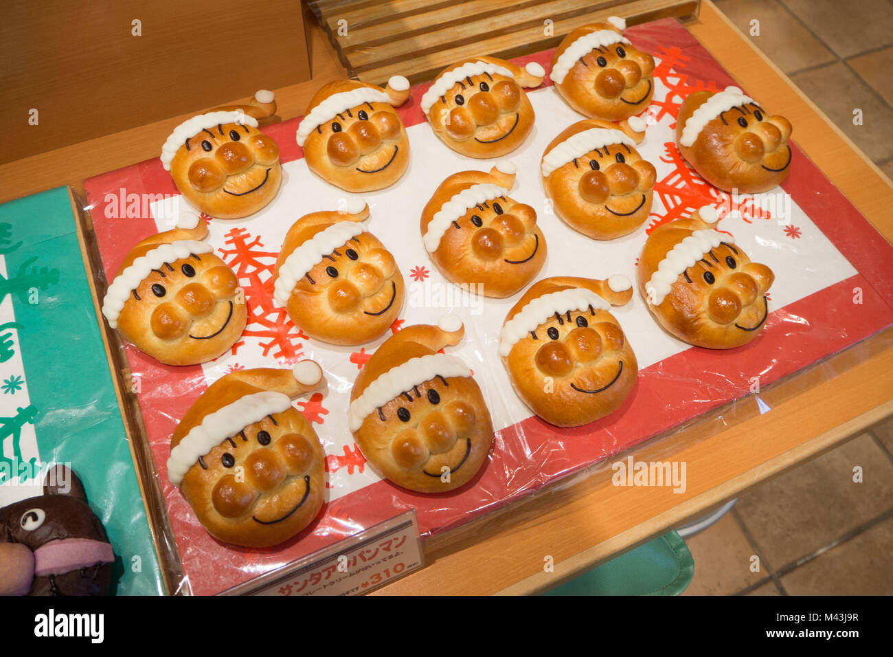 Anpanman Museum, Nagoya in Japan: gebackenes Brot in der Form der Zeichentrickfiguren Stockfoto