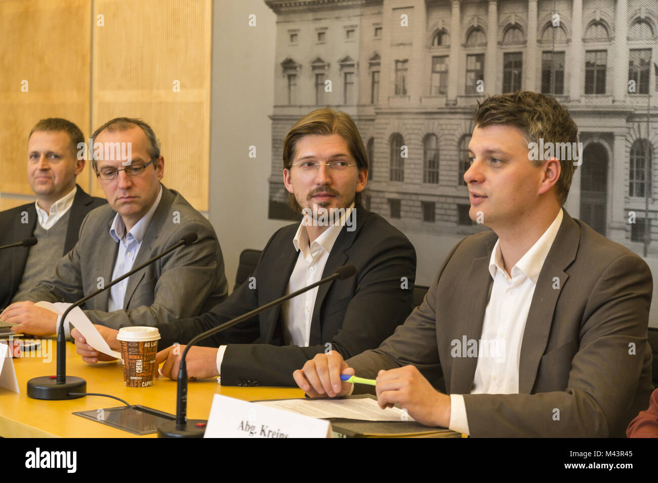 Untersuchungsausschuss "BER" Flughafen - Pressekonferenz Stockfoto