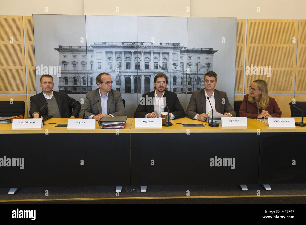 Untersuchungsausschuss Ber Flughafen Pressekonferenz Stockfoto