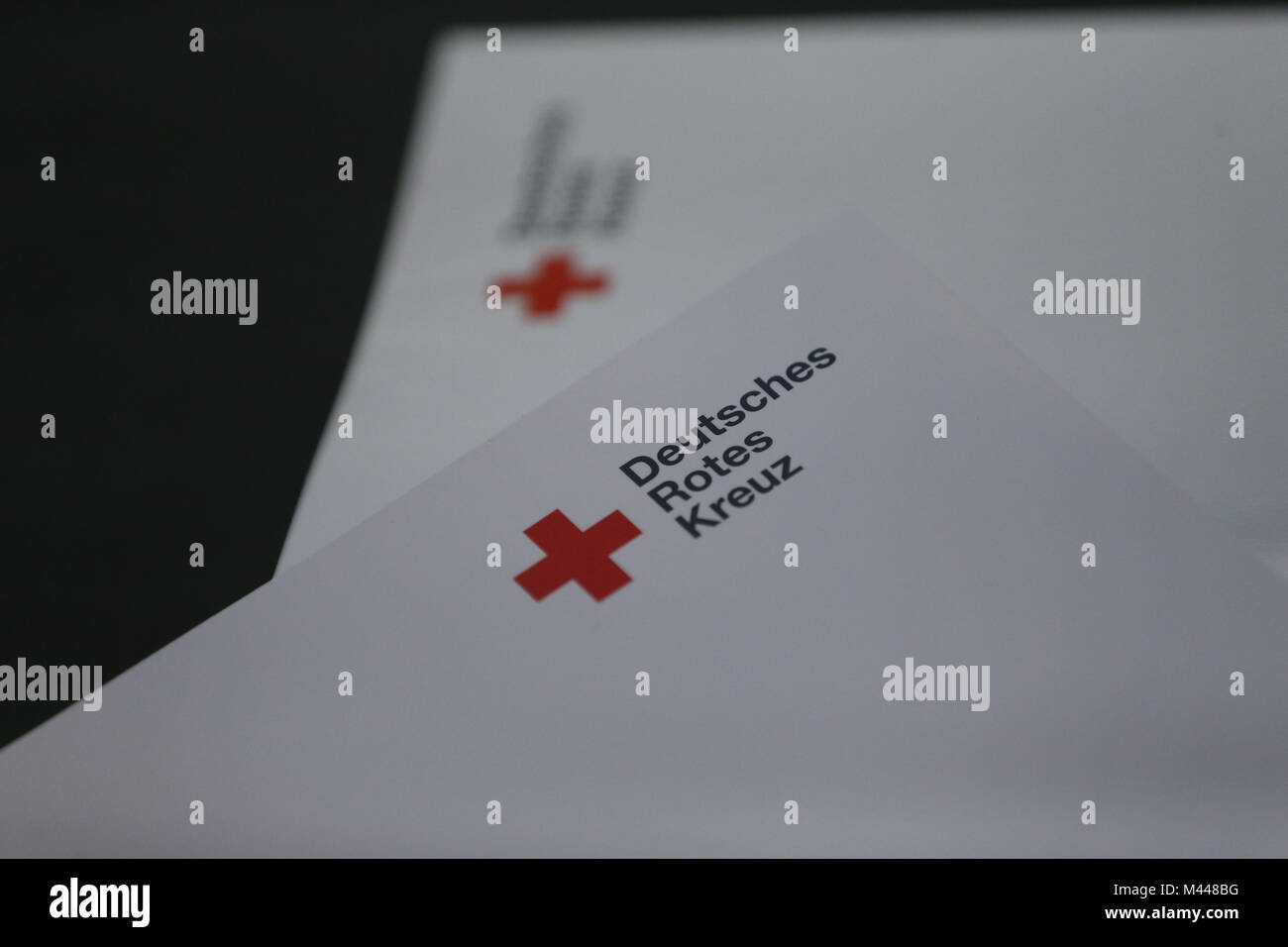 Haus der Deutschen Pressekonferenz mit dem Deutschen Roten Kreuz. Stockfoto