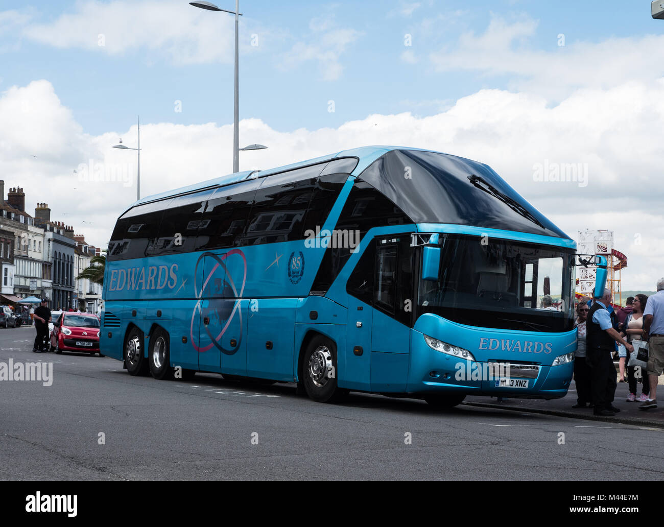 Edwards von Llantwit Fardre Neoplan Starliner ML 13 XNZ. in Weymouth Dorset Stockfoto