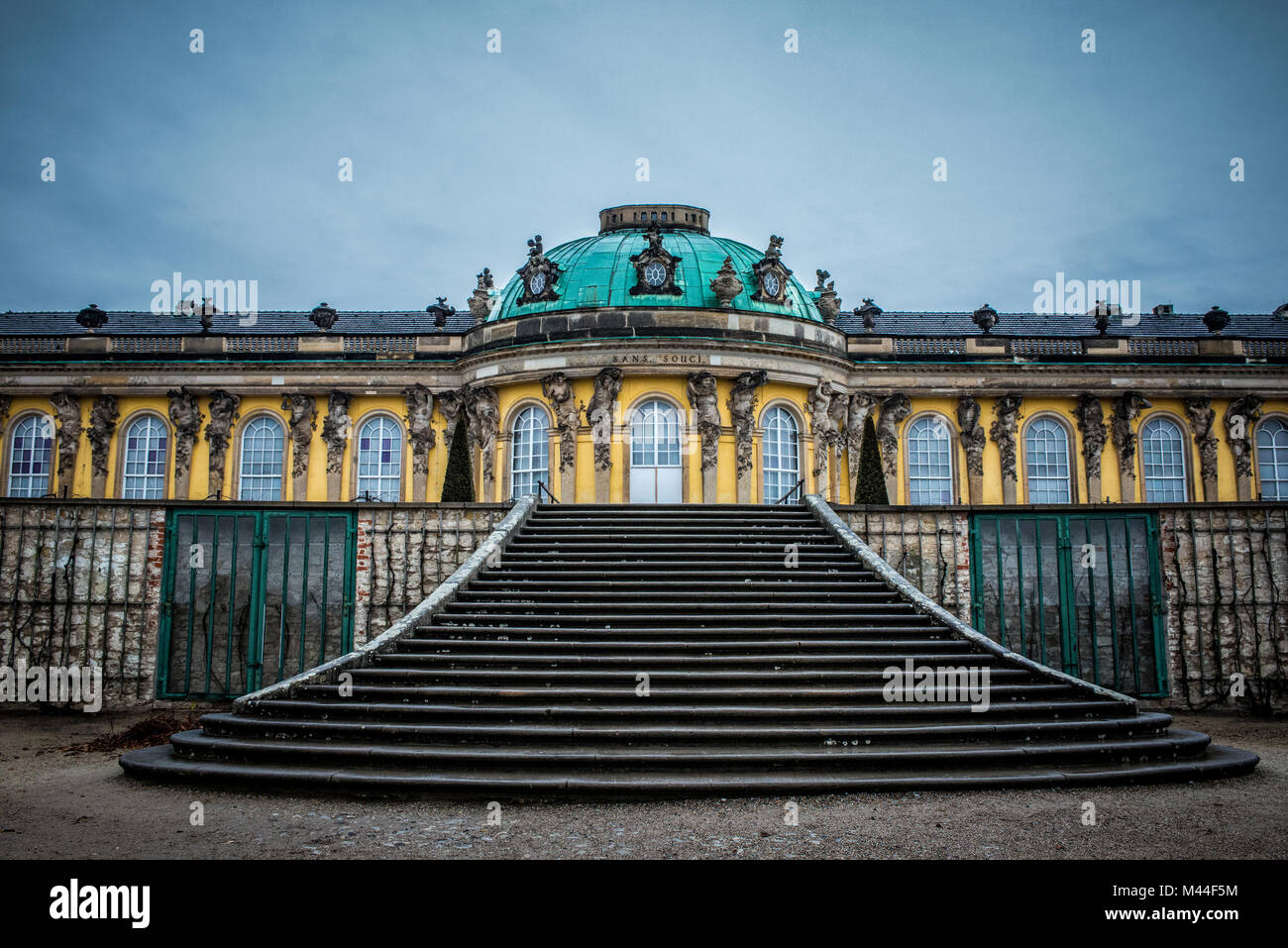 Tour in der Hauptstadt des wiedervereinigten Deutschlands, der schönen Stadt Berlin Stockfoto