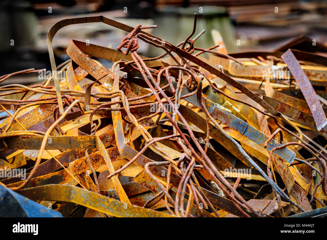 Haufen von rostigen Metall-Schrott Stockfoto