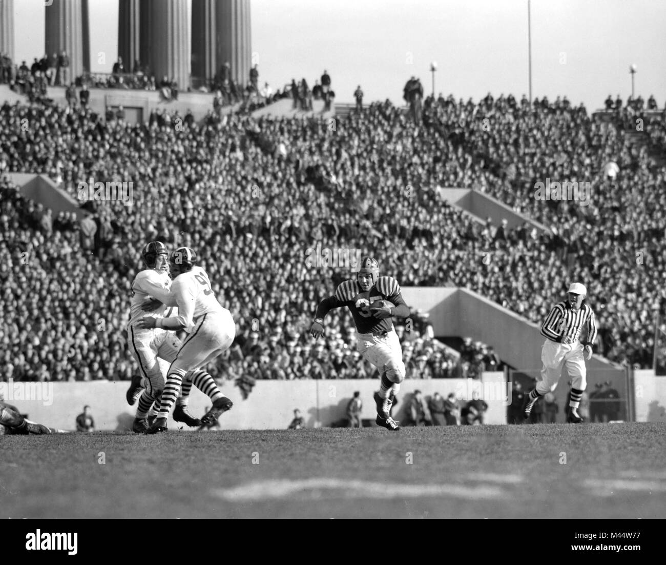 Meisterschaft High School Football ist in Chicago Soldier Field, gespielt. 1949. Stockfoto