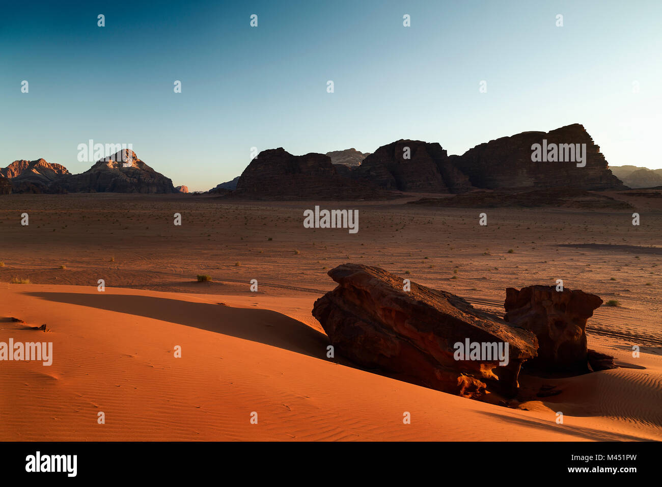 Sonnenuntergang in Wadi Rum, Jordanien, Jordanien, Naher Osten, Asien Stockfoto