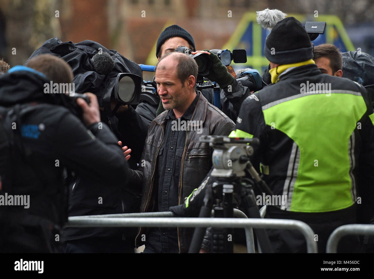 James Matthews, der mit kurdischen Milizen gegen islamischen Staat gekämpft, am Amtsgericht Westminster, London, wo er aufgrund aufgeladen mit einer terroristischen Straftat zu erscheinen. Stockfoto