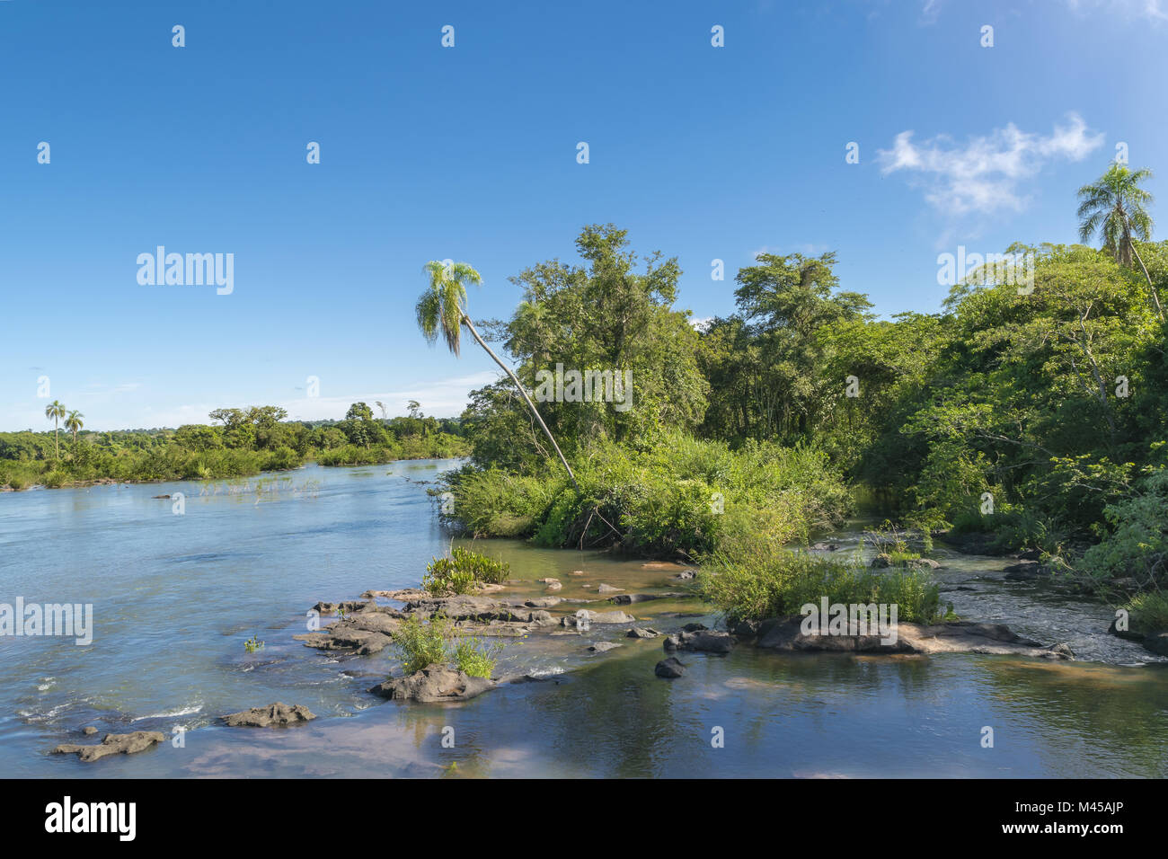 Pfad zu den Teufelsschlund fällt bei Iguazu Park Stockfoto