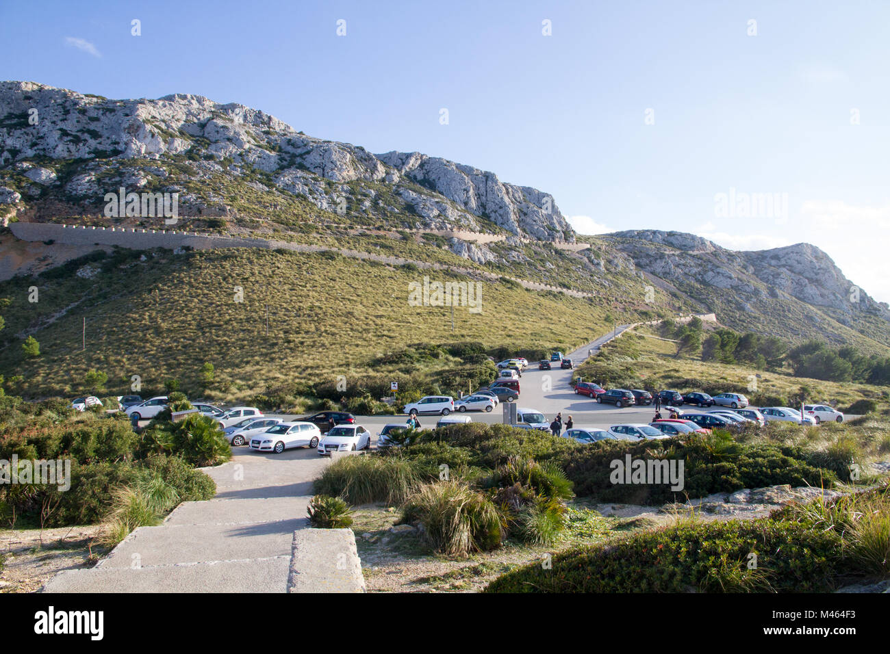 Touristen, die in Cap Formentor, Mallorca, Spanien Stockfoto