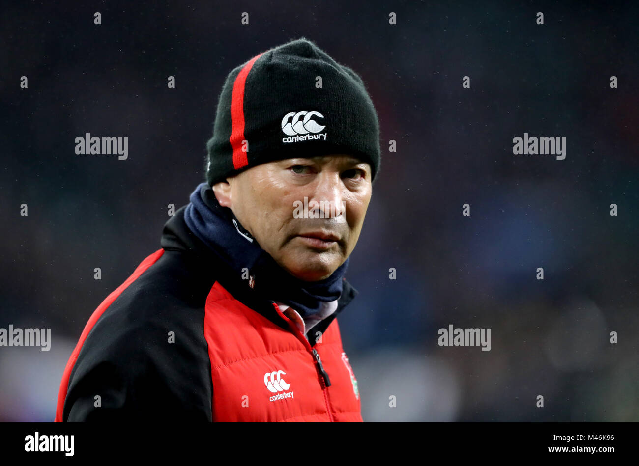 England-Trainer Eddie Jones beim NatWest 6 Nations-Spiel im Twickenham Stadium, London. DRÜCKEN SIE VERBANDSFOTO. Bilddatum: Samstag, 10. Februar 2018. Siehe PA Geschichte RugbyU England. Bildnachweis sollte lauten: Adam Davy/PA Wire. EINSCHRÄNKUNGEN: Nur für redaktionelle Zwecke, keine kommerzielle Nutzung ohne vorherige Genehmigung. Stockfoto