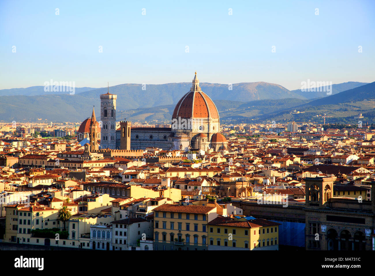 Am frühen Morgen Blick auf San Lorenzo und die Stadt Florenz Firenzi, Italien Stockfoto