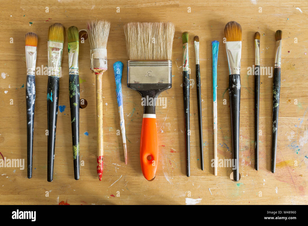 Close-up von Pinsel in ein Atelier in Hamburg Altona Stockfoto