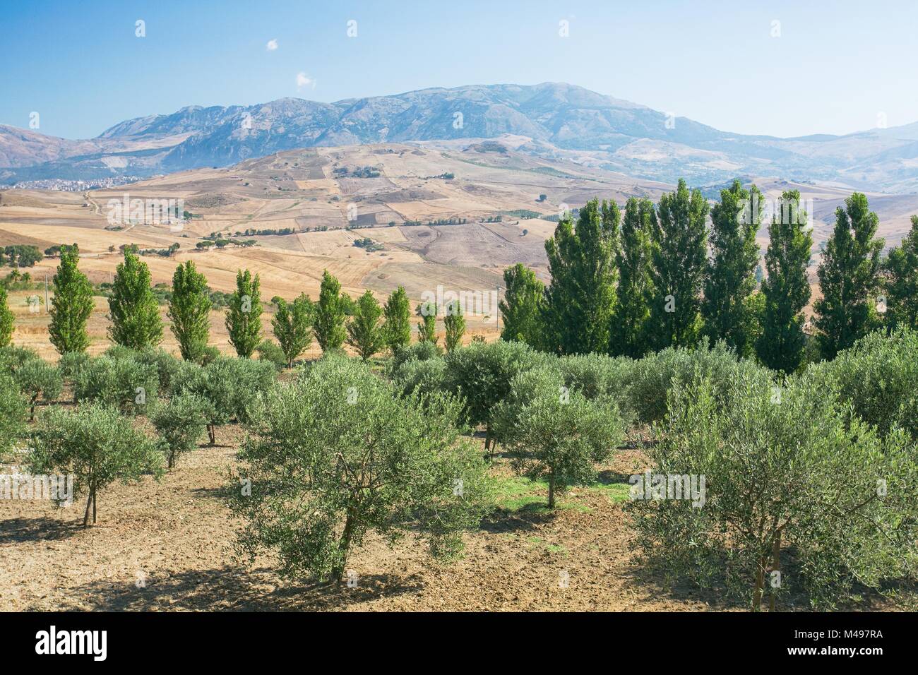 Inland Berglandschaft der inneren Sizilien im Sommer Tag Stockfoto