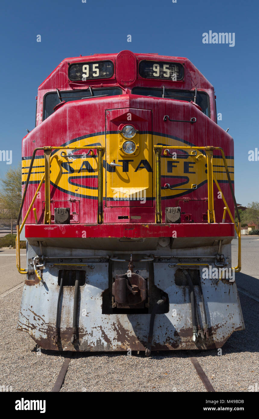 Diesel-elektrische Lokomotive Santa Fe 95 an der Western America Railroad Museum, Barstow, Kalifornien, USA Im Ruhestand Stockfoto
