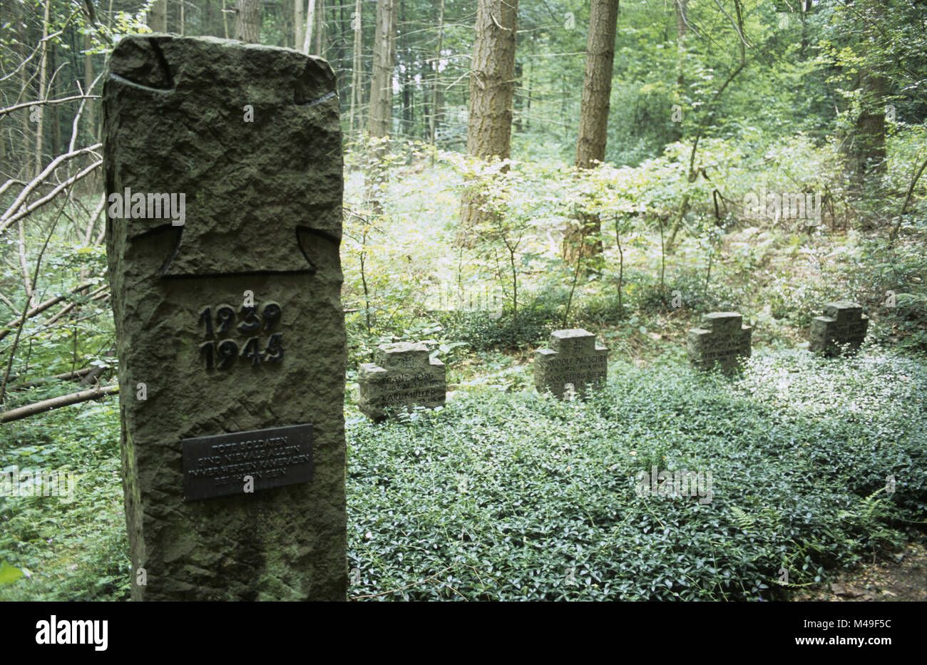 Deutsche Kriegsgräber deutscher Soldaten aus dem Zweiten Weltkrieg Stockfoto