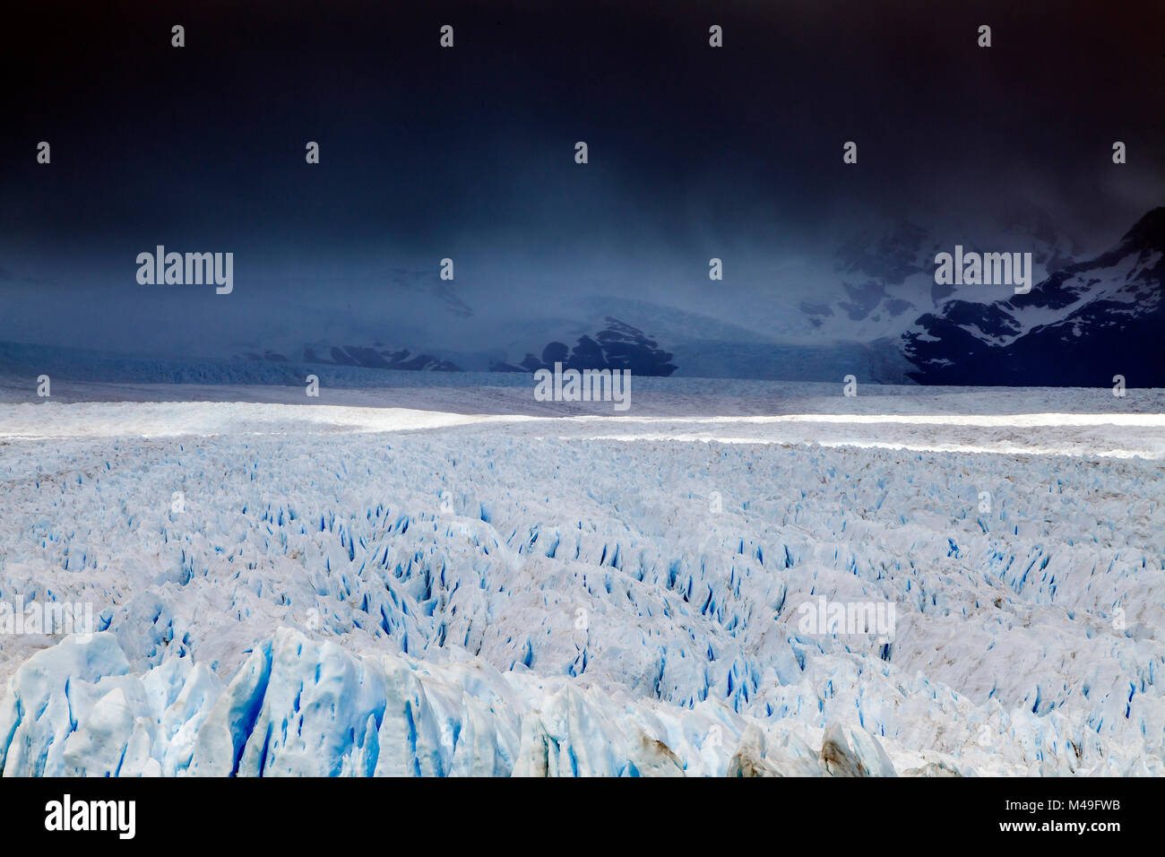 Der Gletscher Perito Moreno, Patagonien, im südlichen Argentinien. Januar 2014. Stockfoto