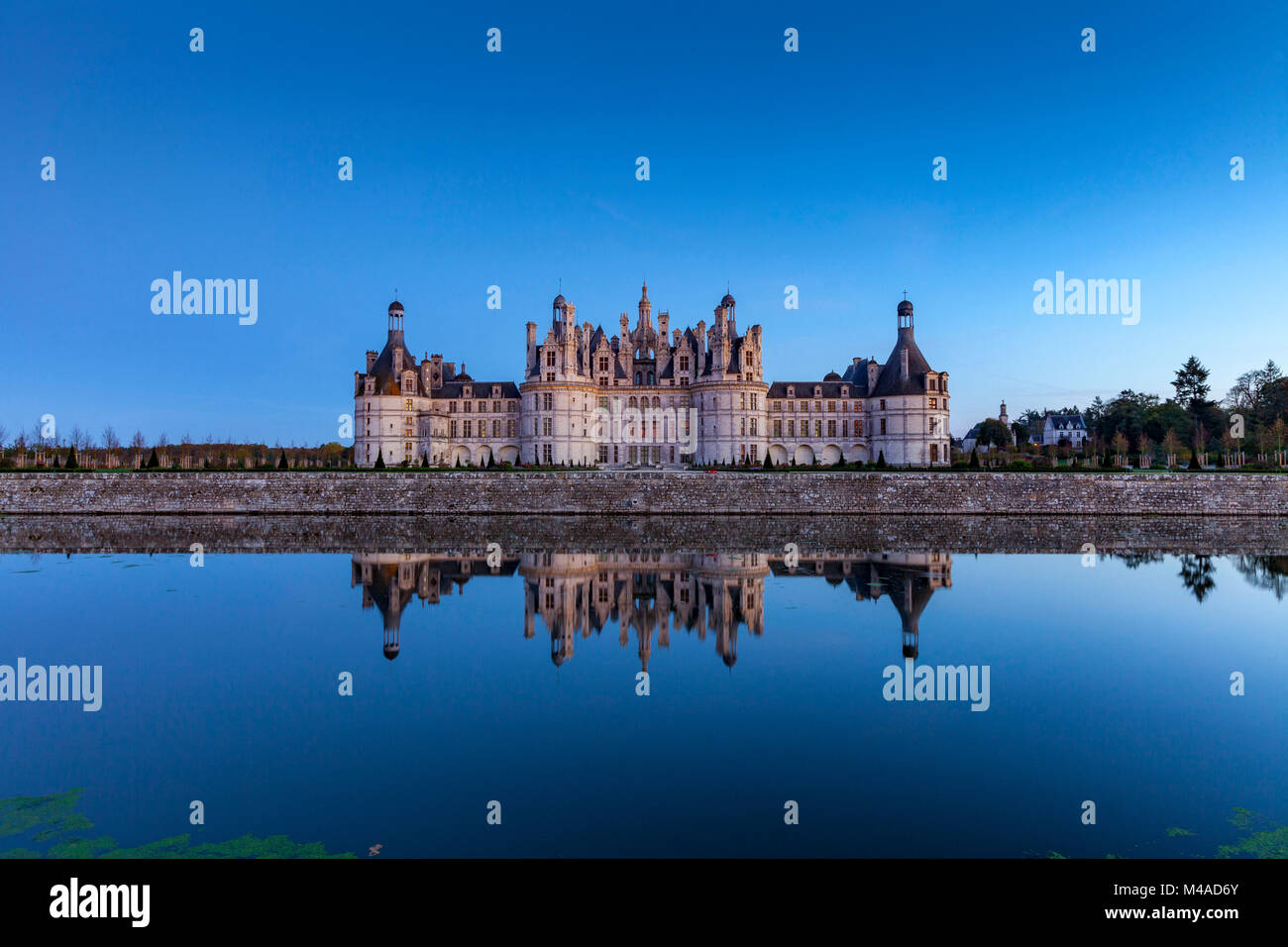 Das Chateau de Chambord, ein Renaissance Schloss, ist als UNESCO-Weltkulturerbe und National Historic Landmark (Französisch ÒMonument hi registriert Stockfoto