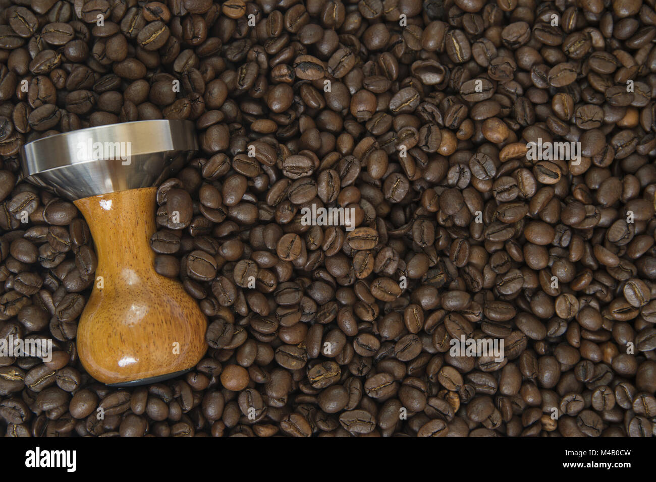 Oben Blick auf Sabotage und Kaffeebohnen, Nahaufnahme Stockfoto