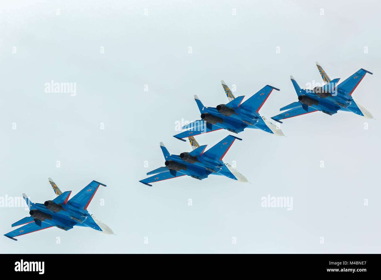 Kämpfer Suchoi Su-27 in Airshow russische Ritter. Stockfoto